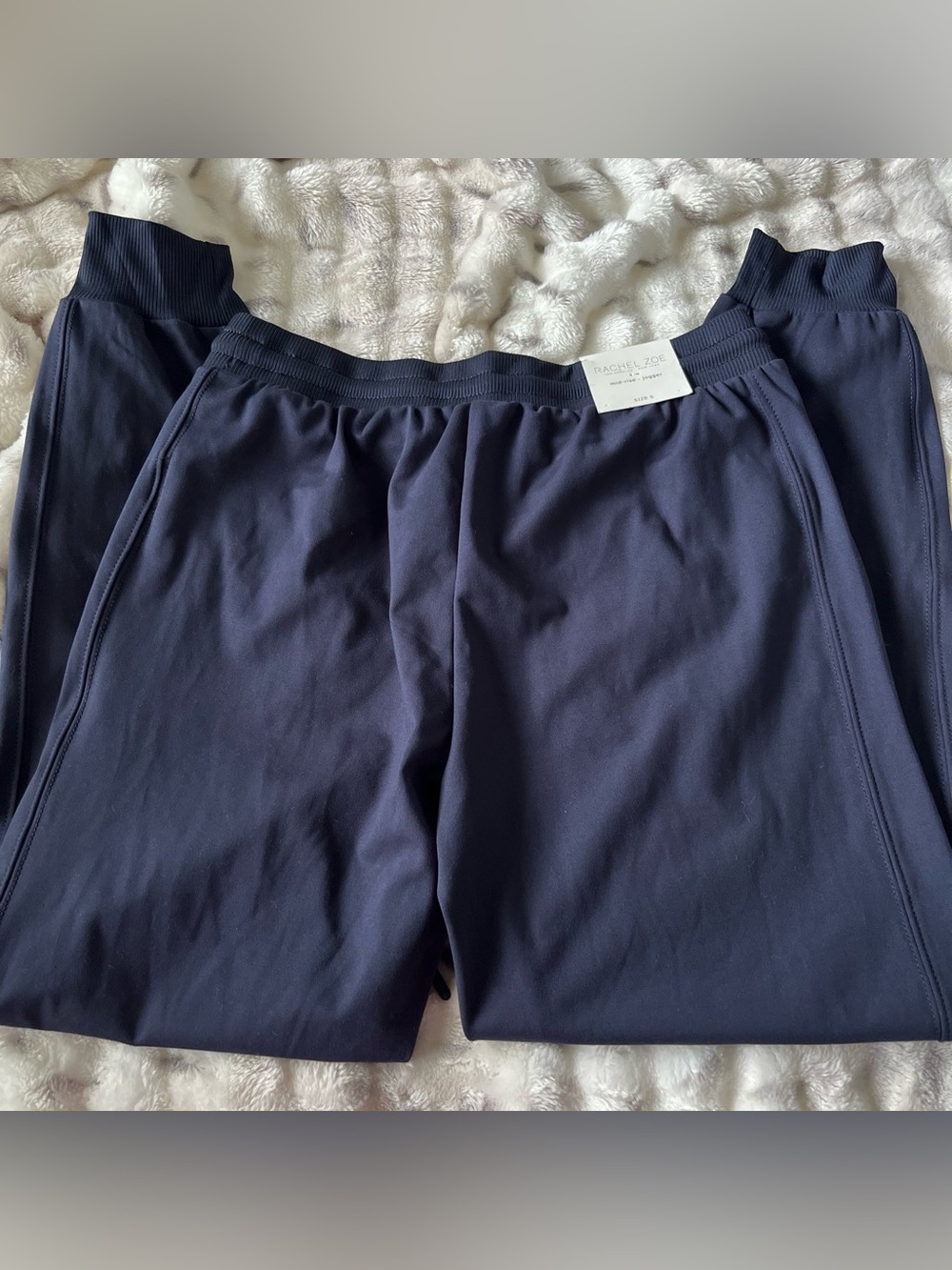 Lululemon Women's Small Navy Blue Joggers - Picture 4 of 4